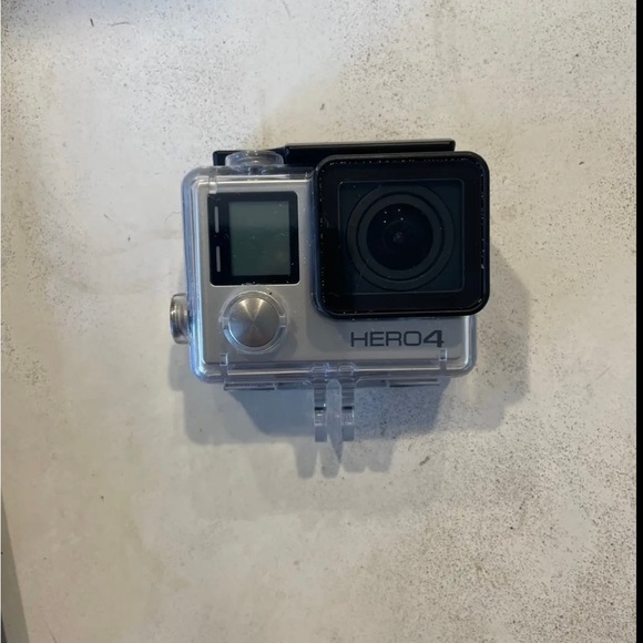 GoPro Hero 4 - Picture 2 of 5